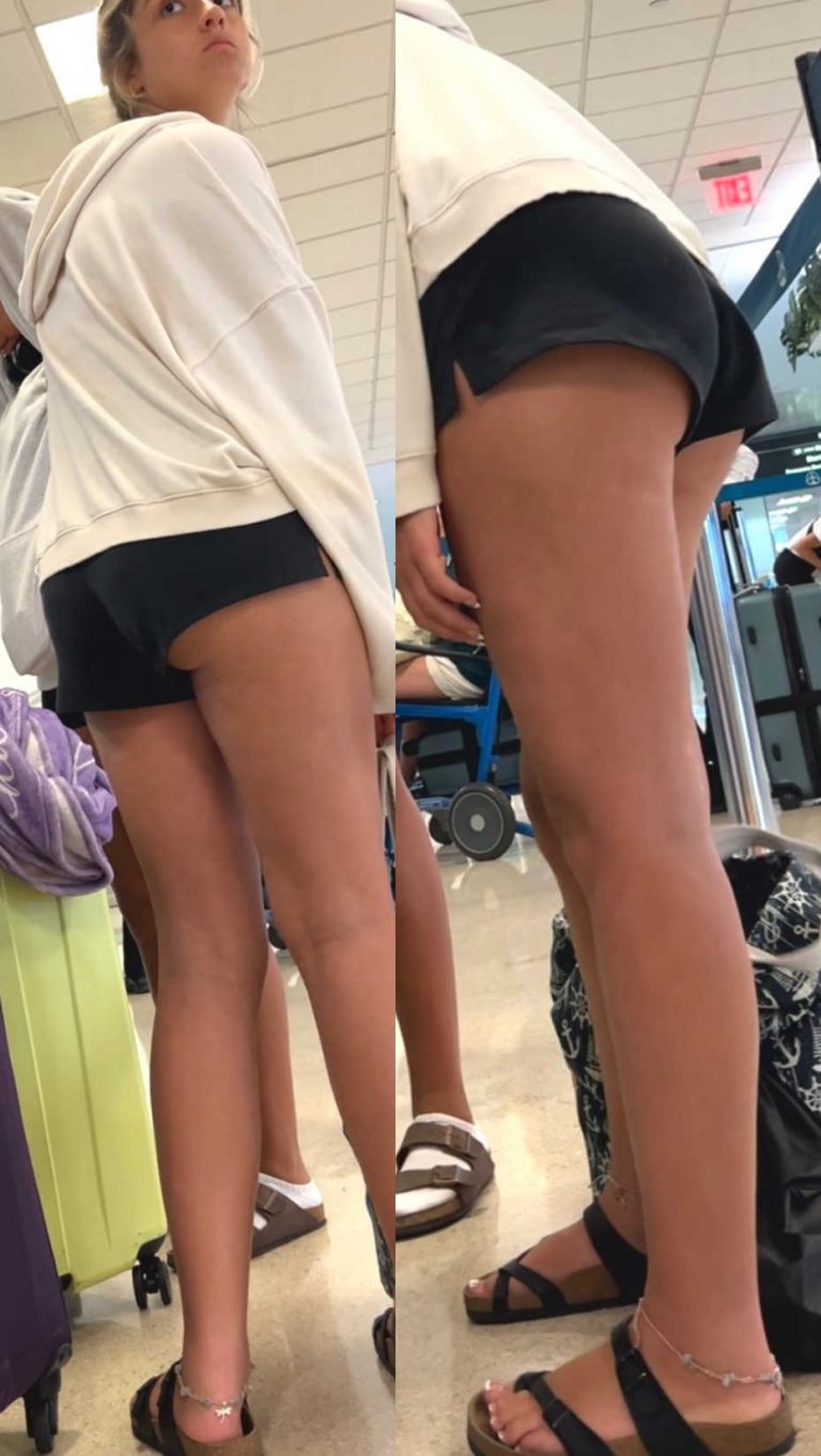 Cheeky Teen Ass In Shorts In Slow Airport Line