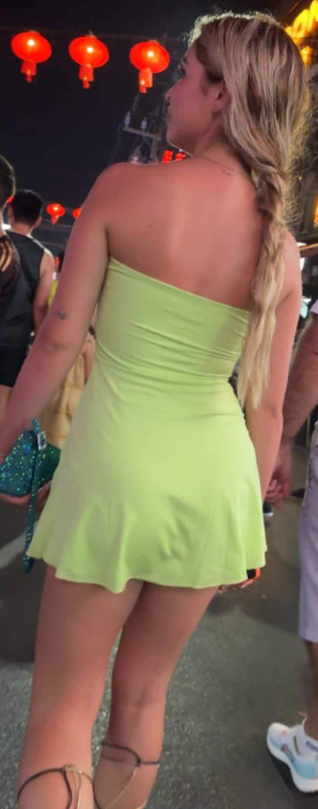 Green Dress Blonde Slight VTL