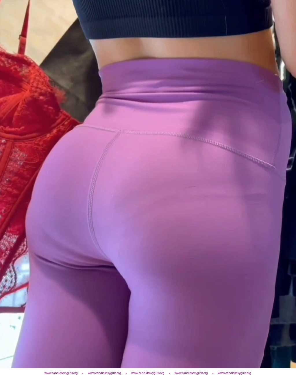 Epic VPL JB Teen Ass In Pink Leggings