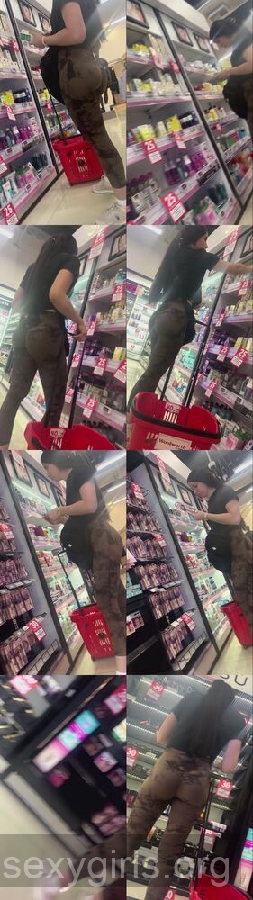 EPIC Ass Brunette In Leggings preview